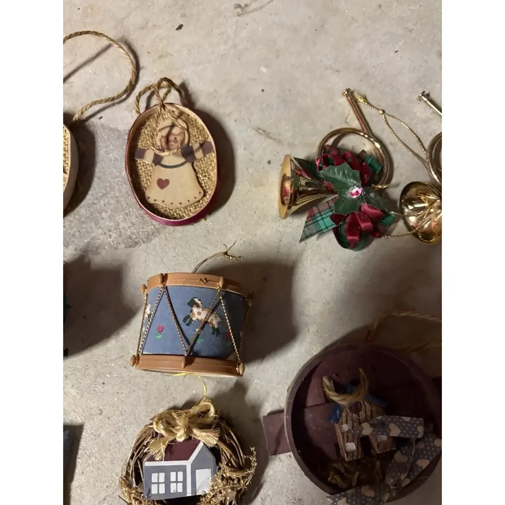 Vintage Wooden Christmas Ornaments Horns Bird Nest Baskets Brooms Stocking